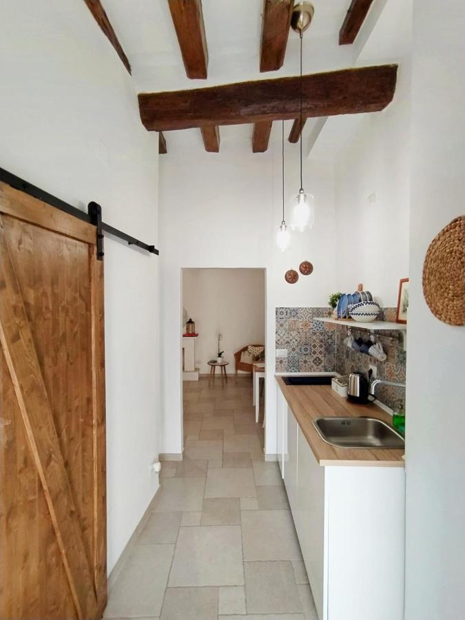 Casa Albicocca - In The Heart Of The Old Town Apartment Bari Luaran gambar